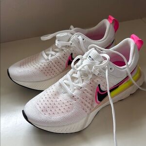 Nike Women's White and Pink Running Shoes